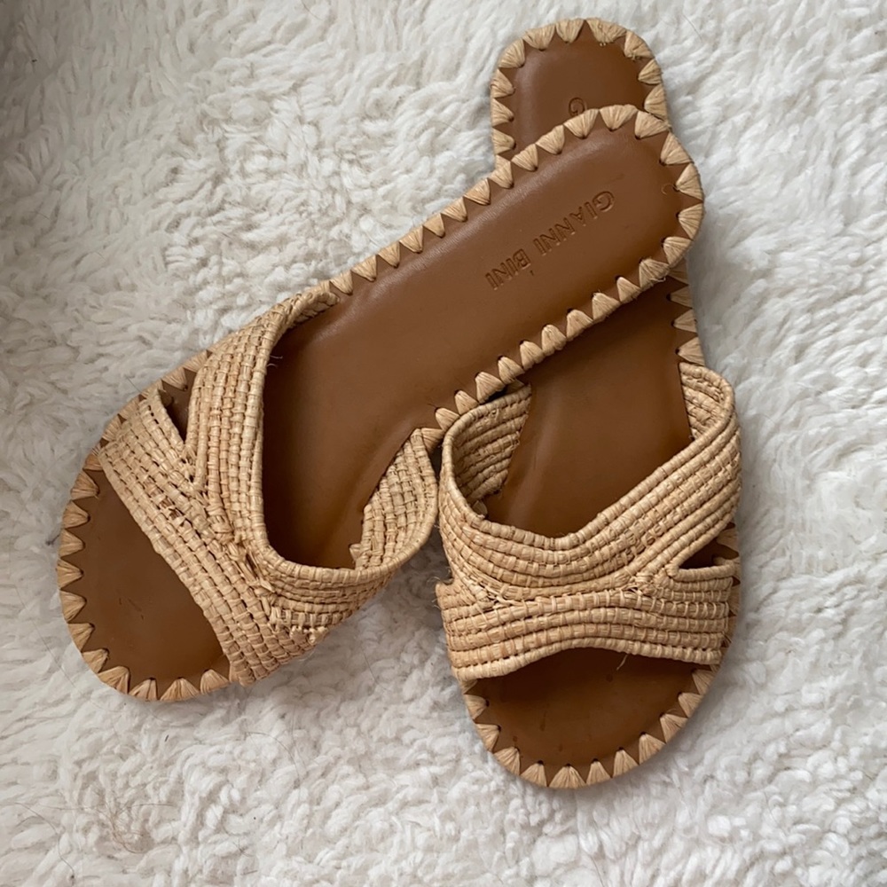 Gianni bini ratan sandal